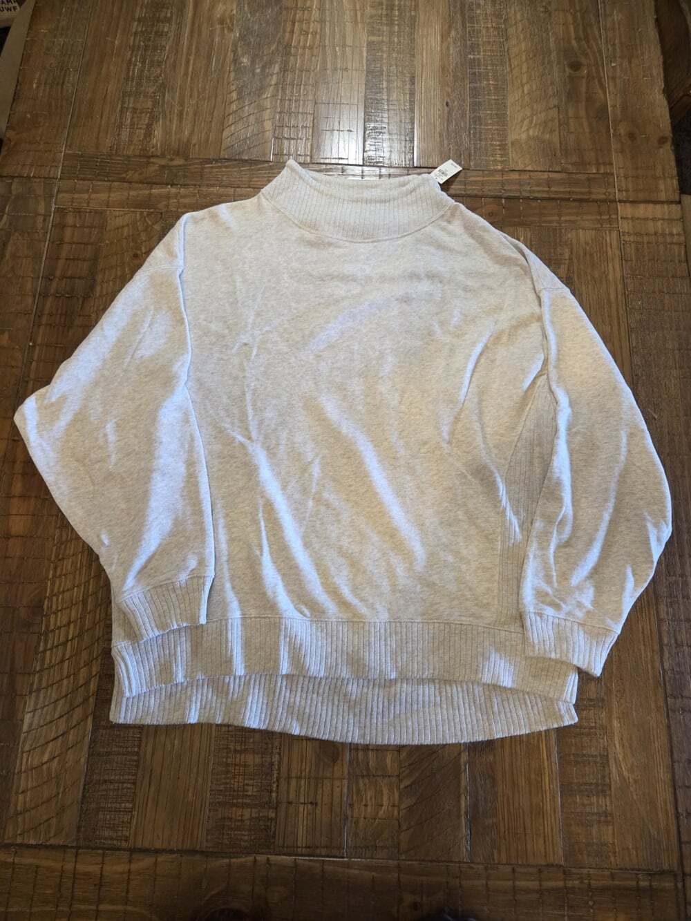 NWT Aerie Mock neck Sweatshirt Longer In The Back Large
